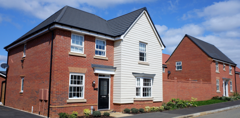 Mortgage approvals rise as pay outpaces house price growth